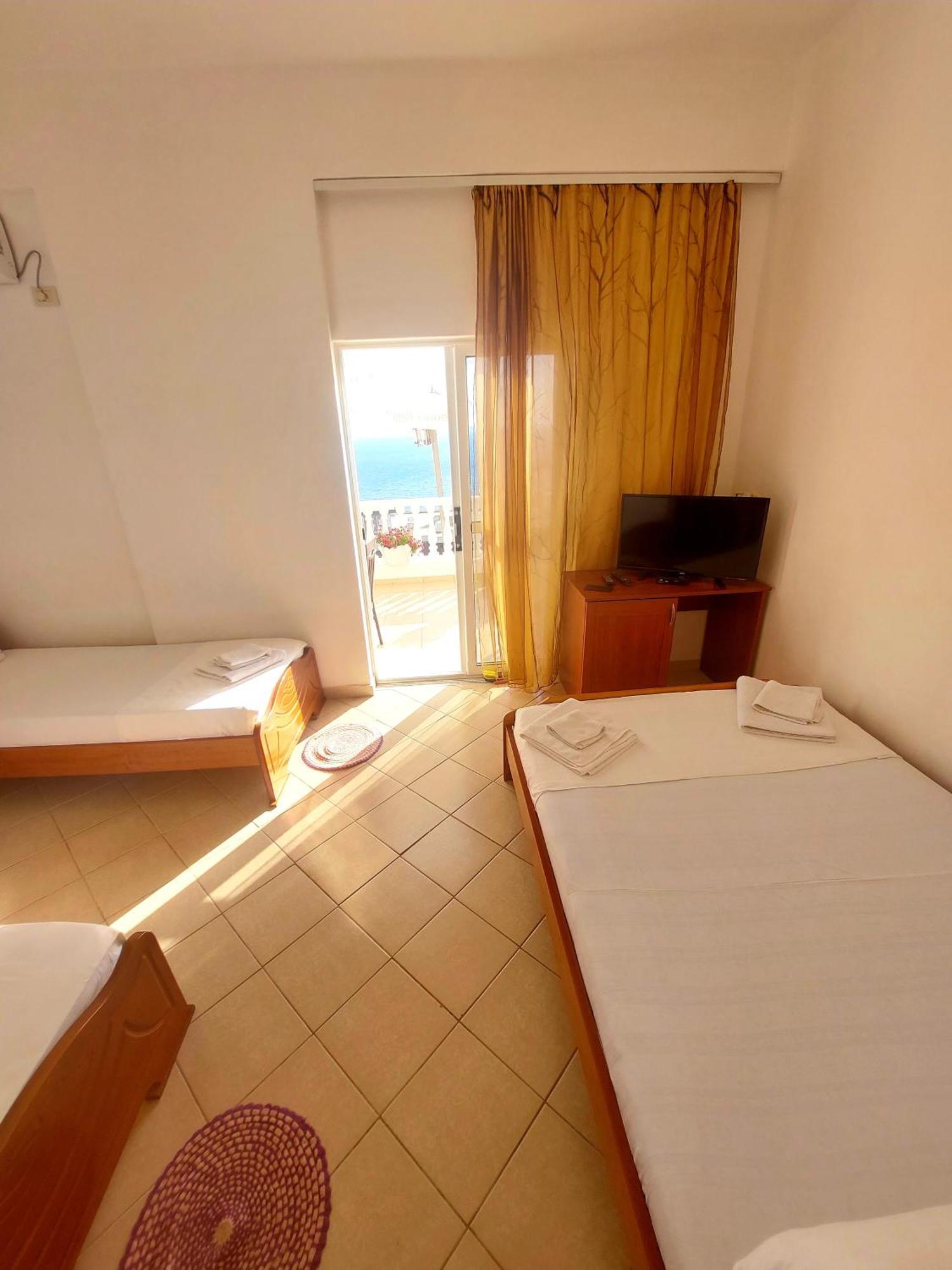 Makla Lägenhet Sarandë Rum bild