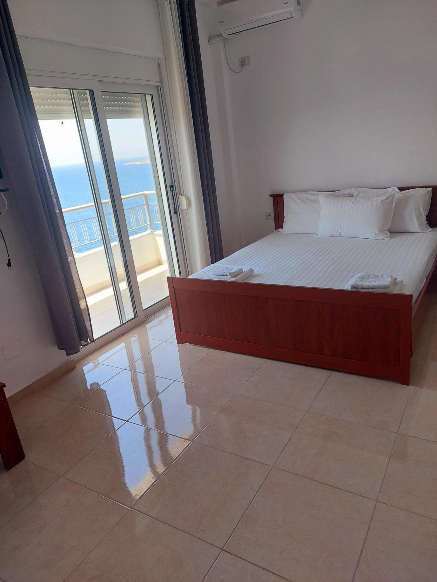 Makla Lägenhet Sarandë Rum bild