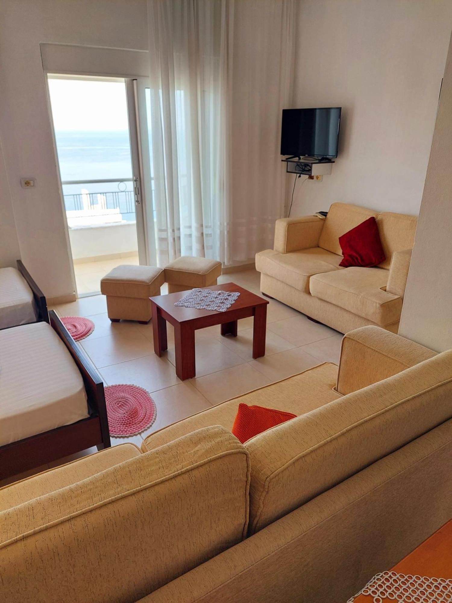 Makla Lägenhet Sarandë Rum bild