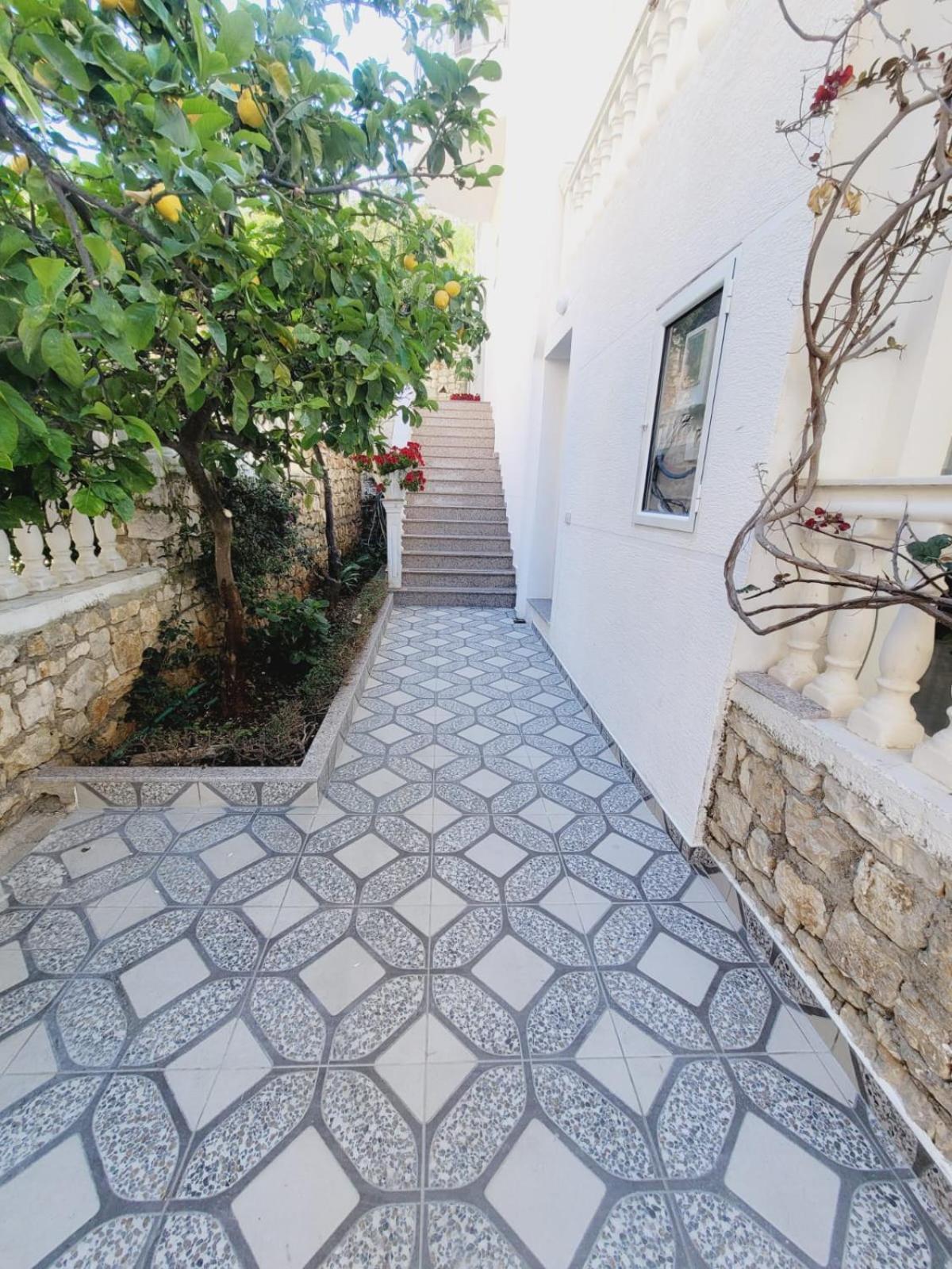 Makla Lägenhet Sarandë Exteriör bild