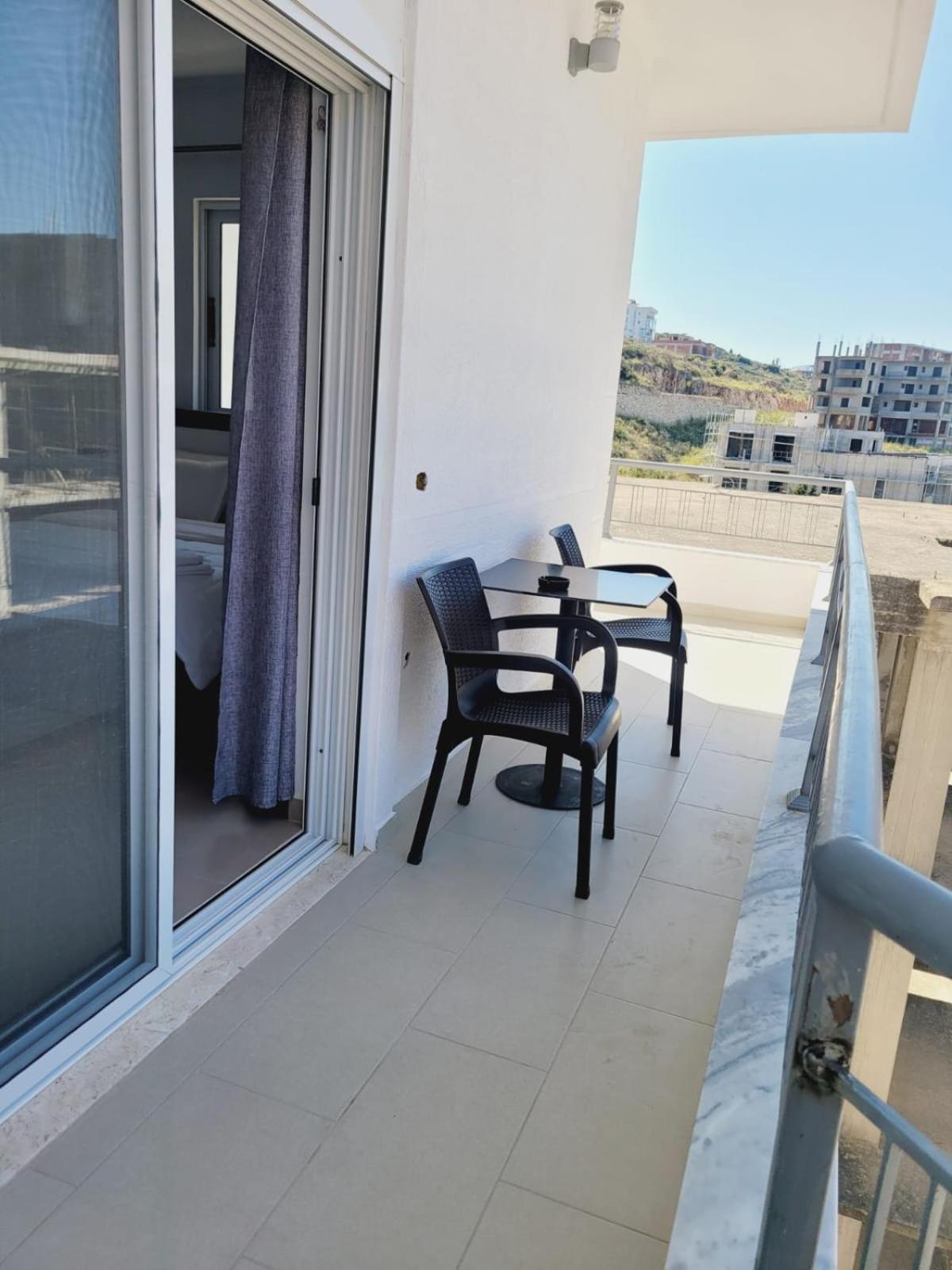 Makla Lägenhet Sarandë Exteriör bild
